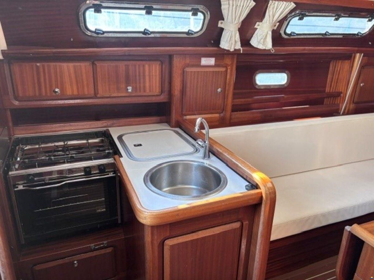 Bavaria 34