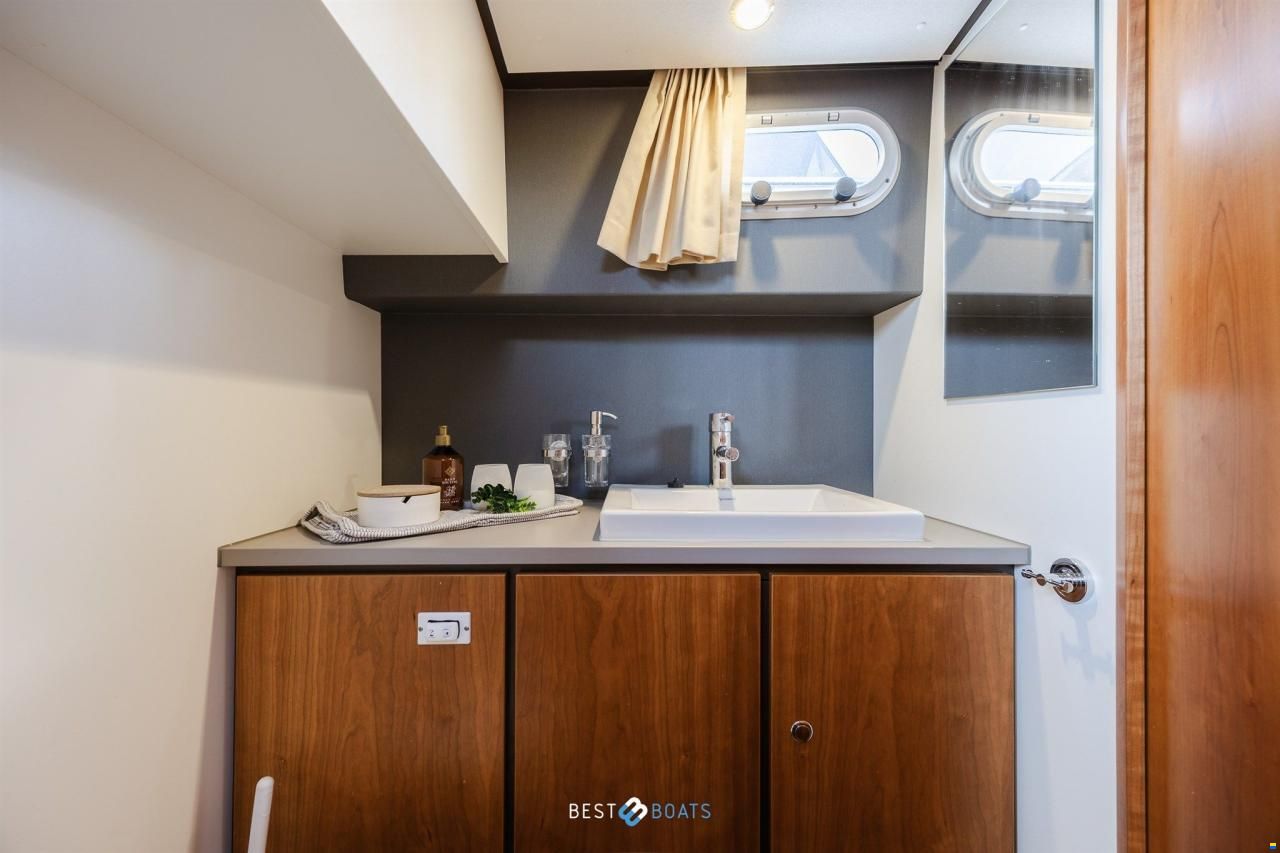 Linssen Grand Sturdy 30.9 AC Brilliant