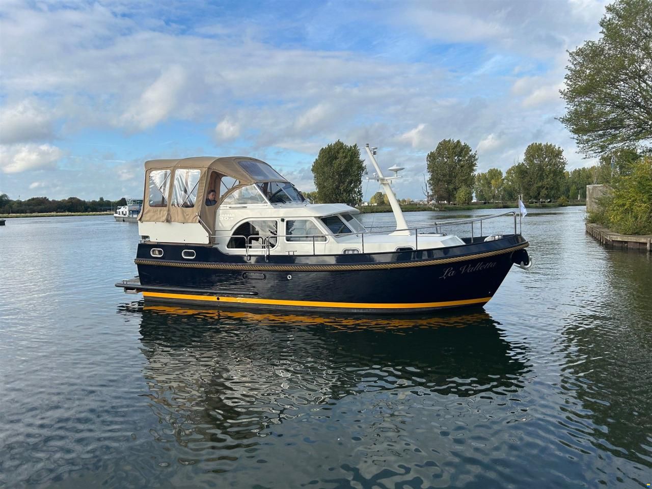 Linssen Grand Sturdy 30.9 AC Brilliant