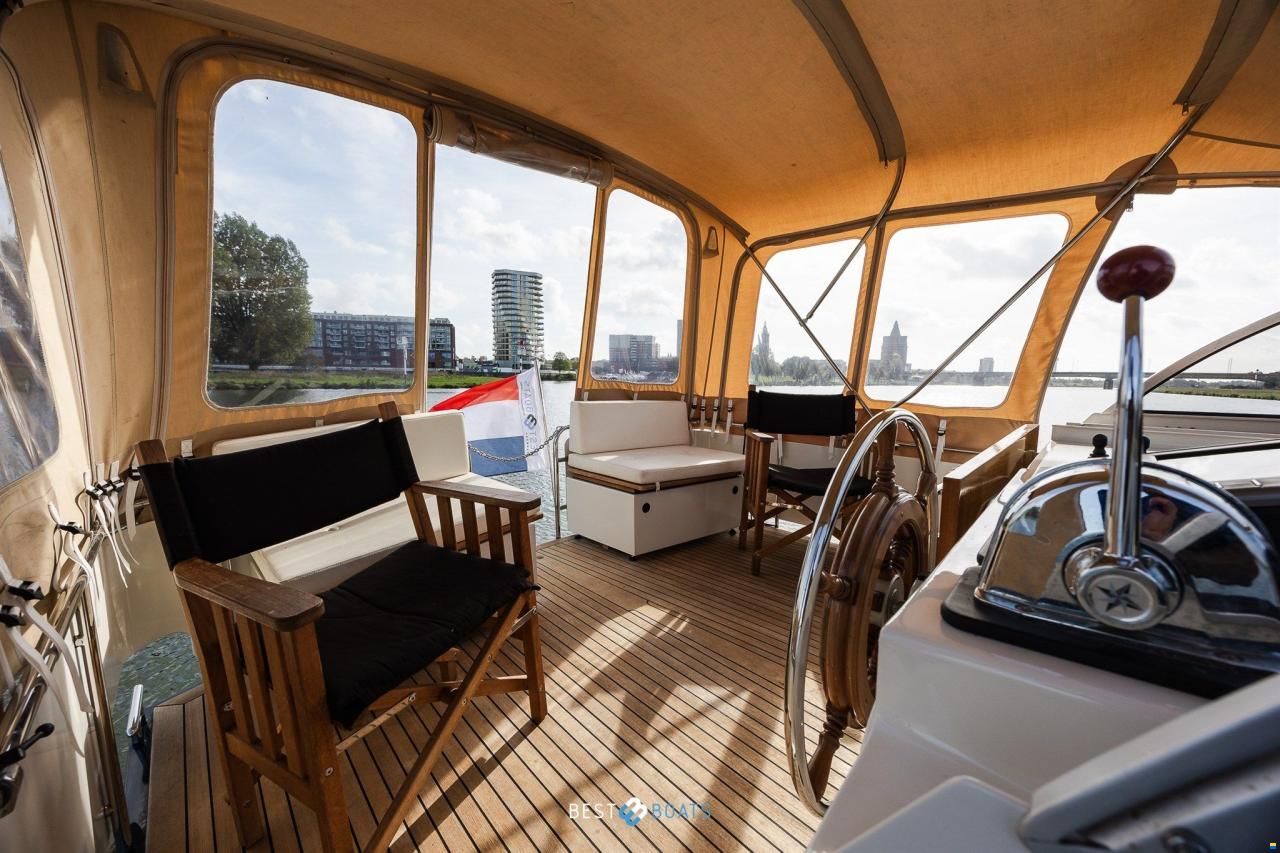Linssen Grand Sturdy 30.9 AC Brilliant