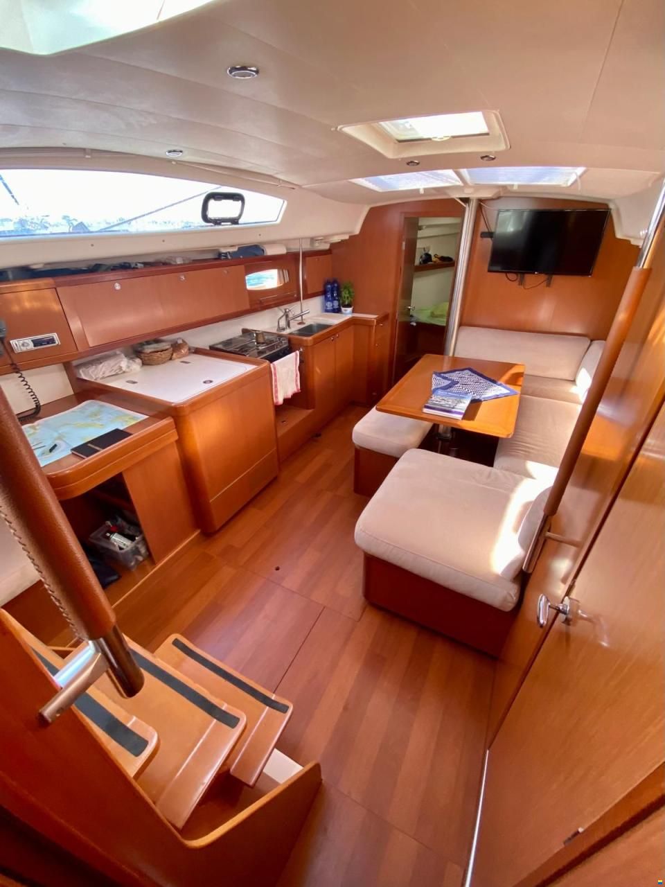 Beneteau Oceanis 40