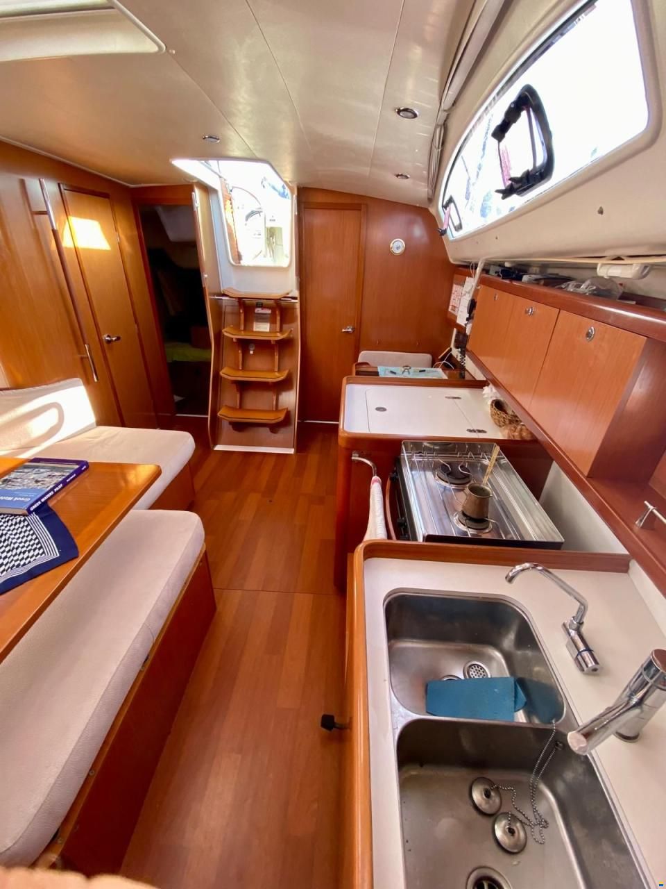 Beneteau Oceanis 40