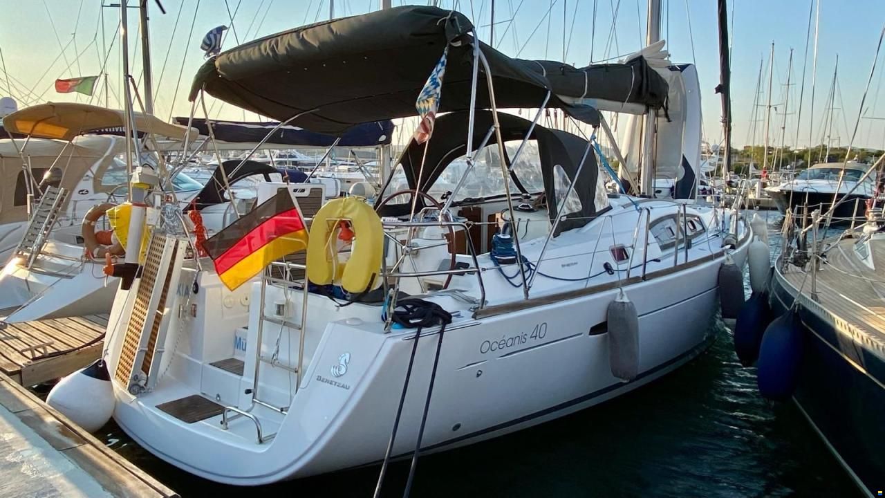 Beneteau Oceanis 40