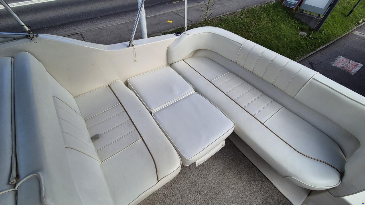 Sea Ray 240 Sundancer