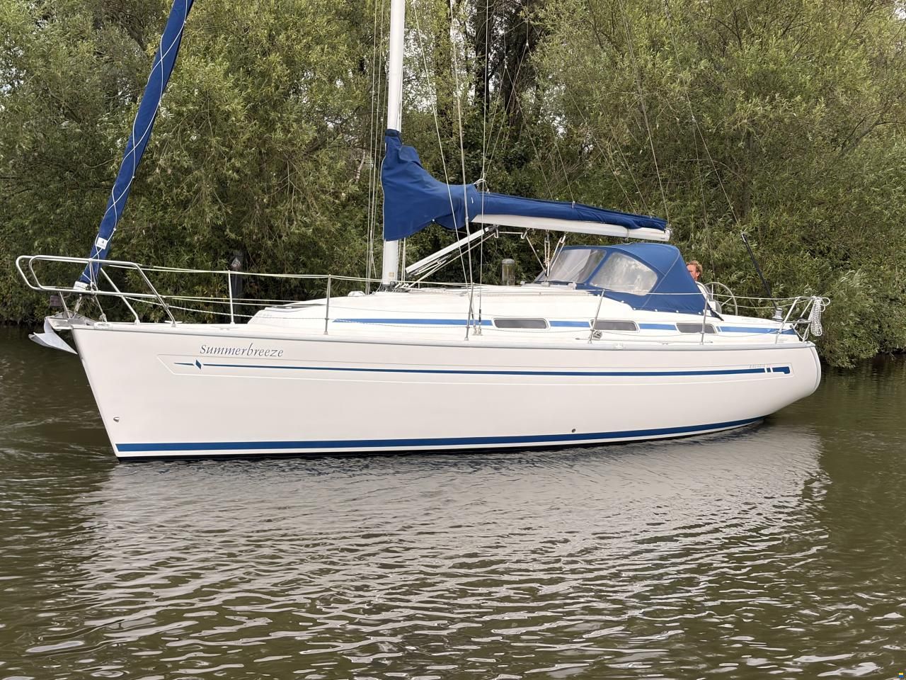 Bavaria 32