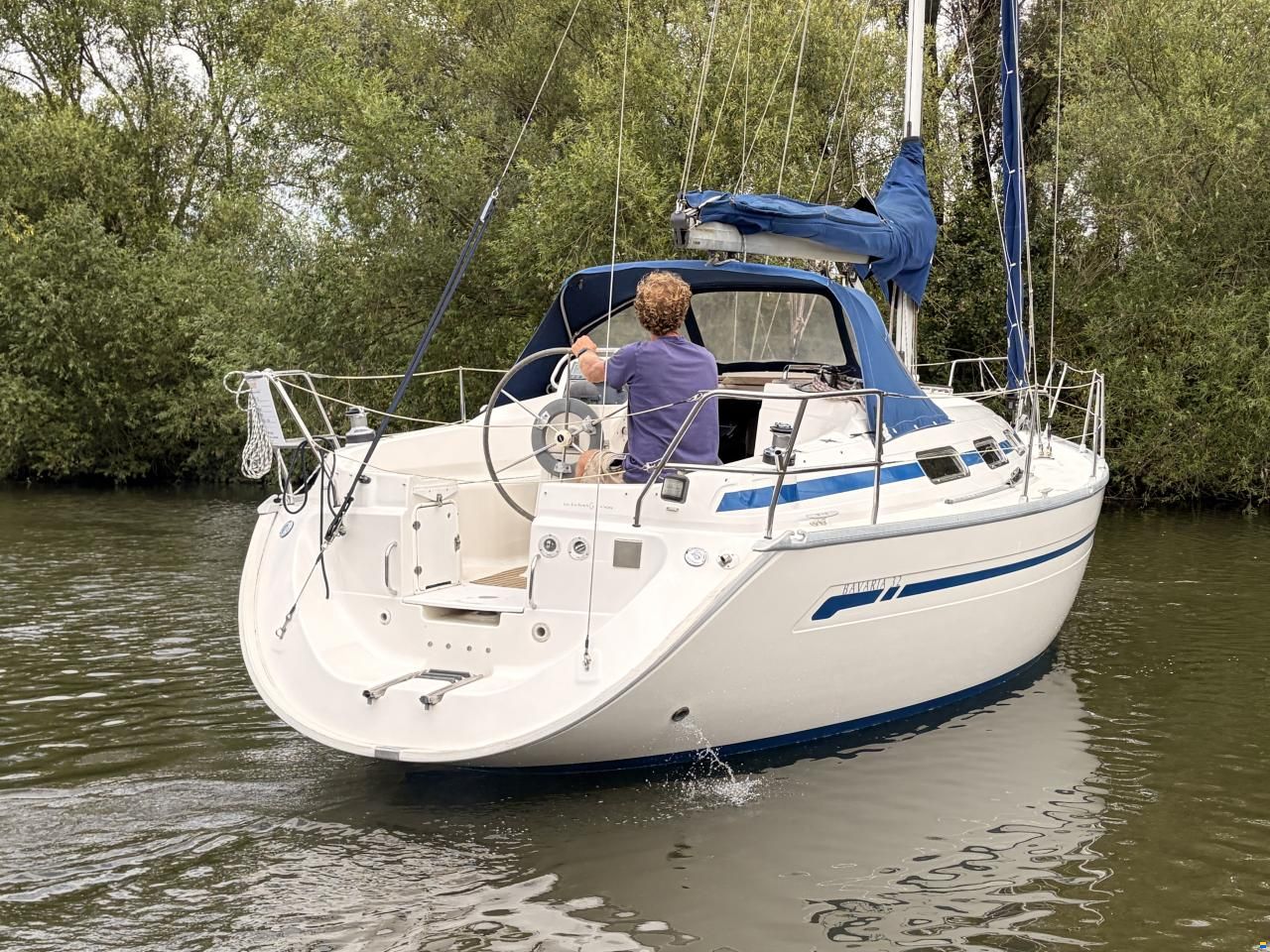 Bavaria 32