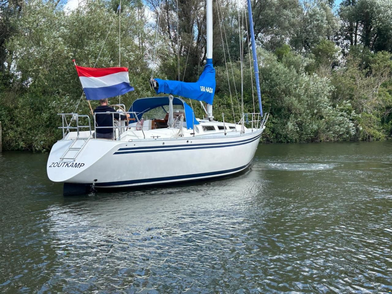 Granada 375