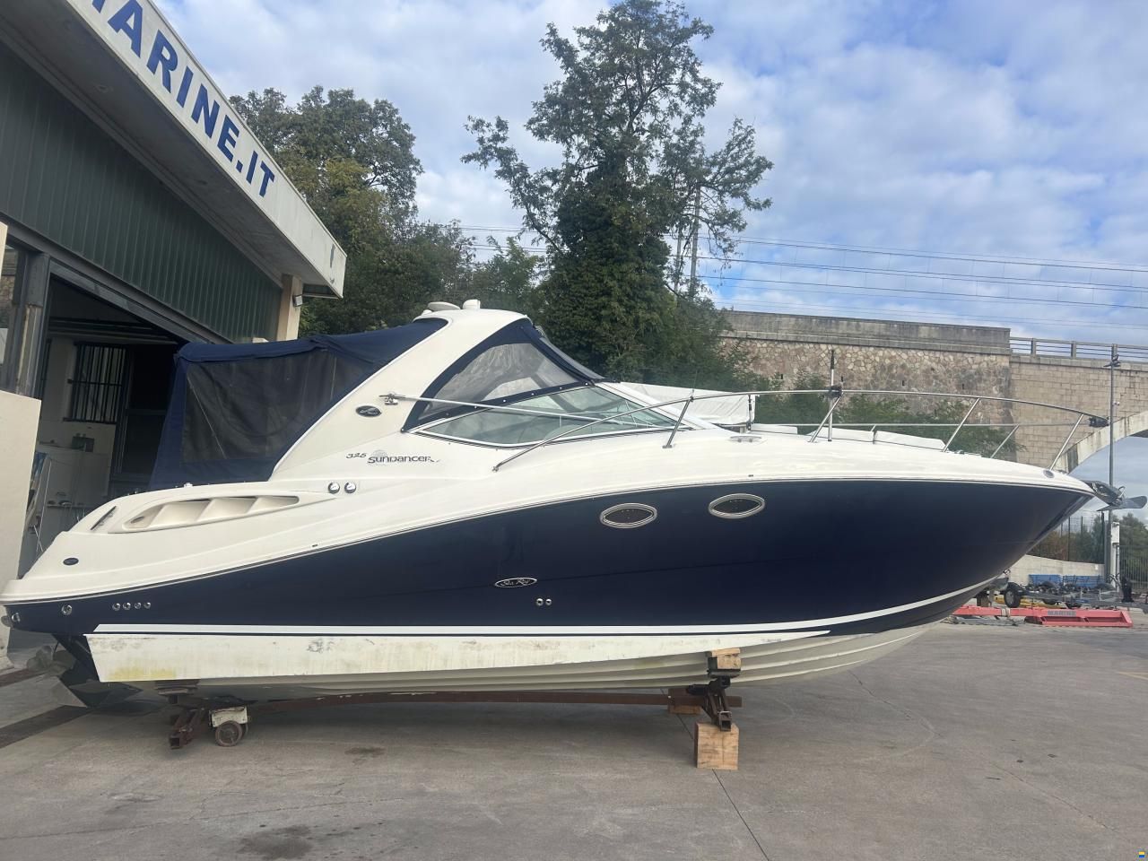 Sea Ray 325 SUNDANCER