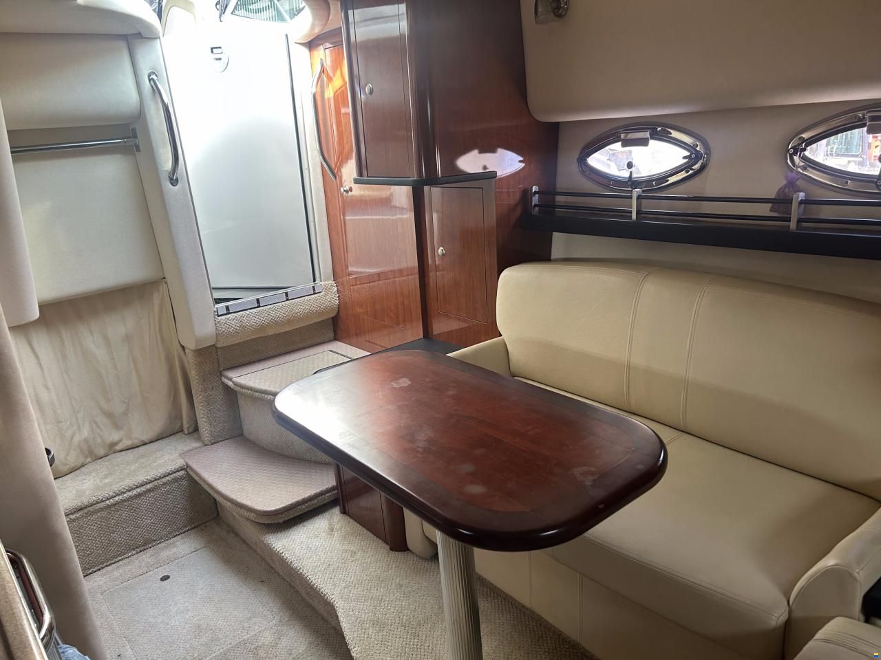Sea Ray 325 SUNDANCER