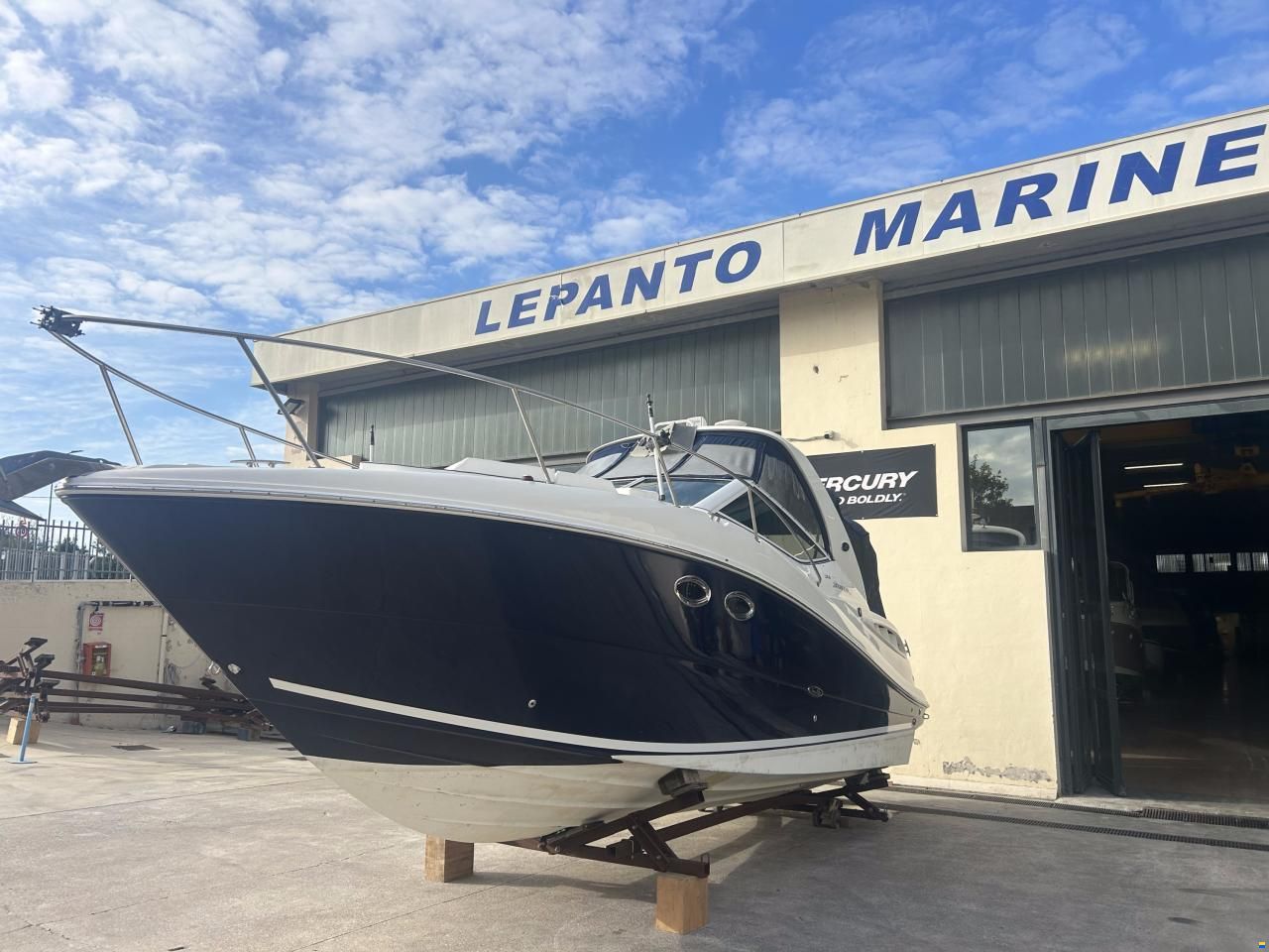 Sea Ray 325 SUNDANCER