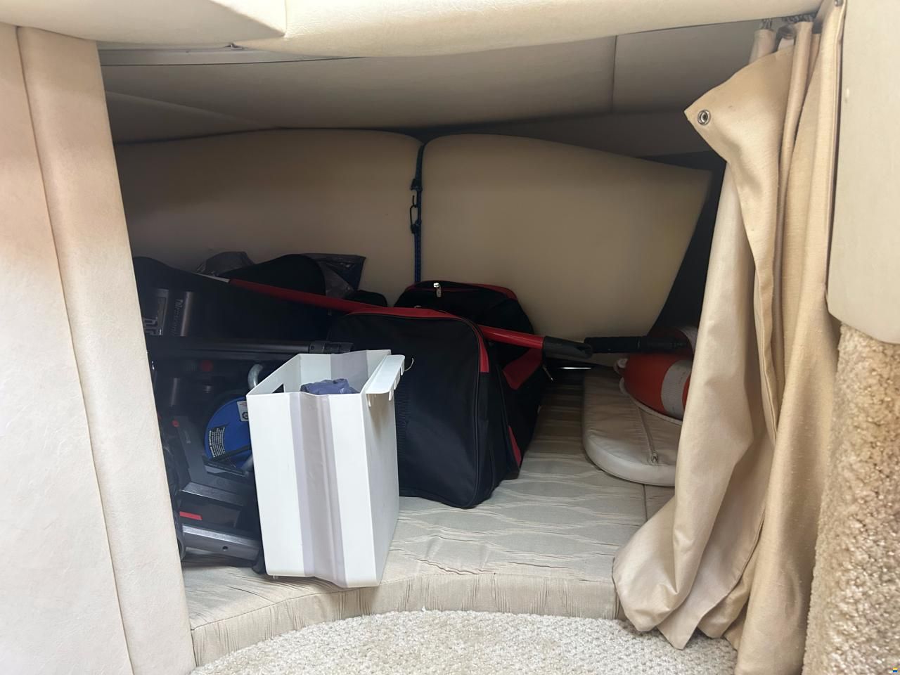 Sea Ray 325 SUNDANCER
