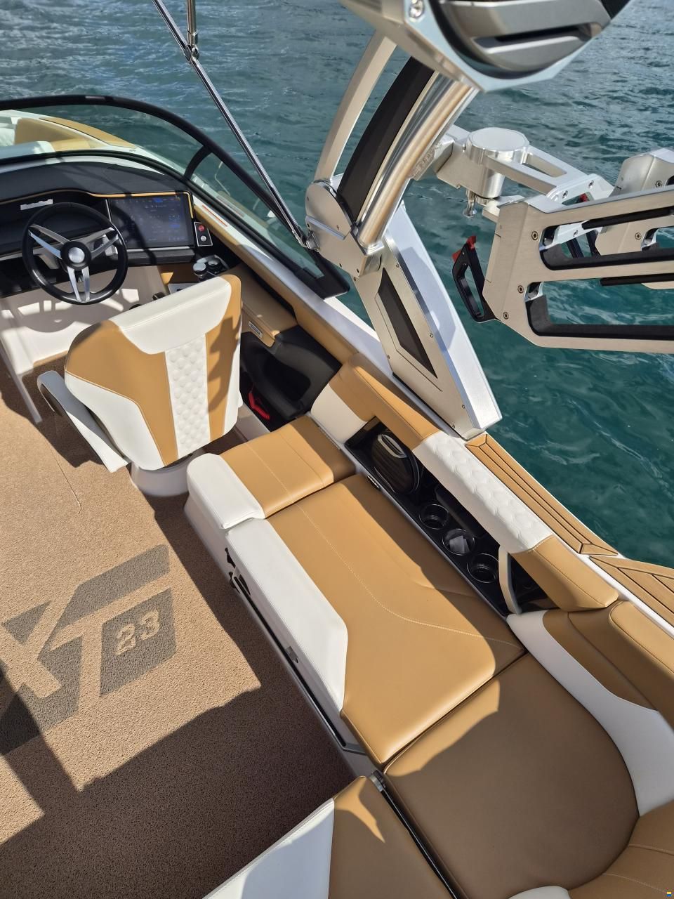 MasterCraft XT23