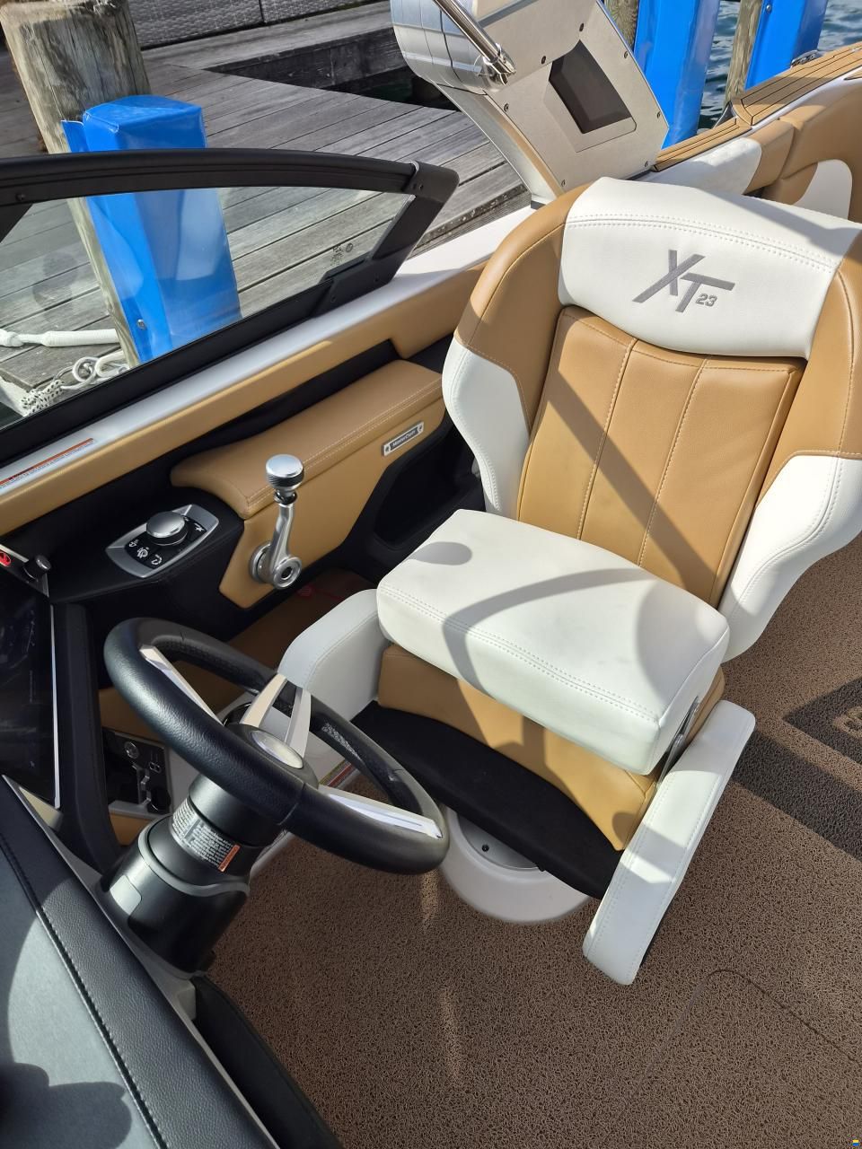 MasterCraft XT23