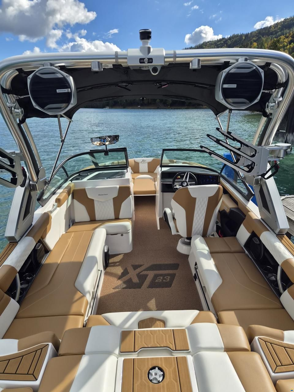MasterCraft XT23