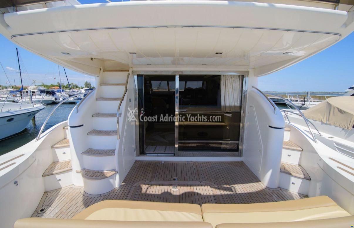 Princess 61 Fly