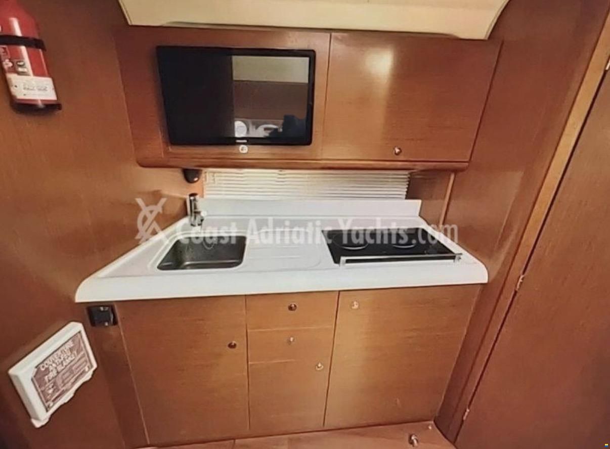 Beneteau 38 HP