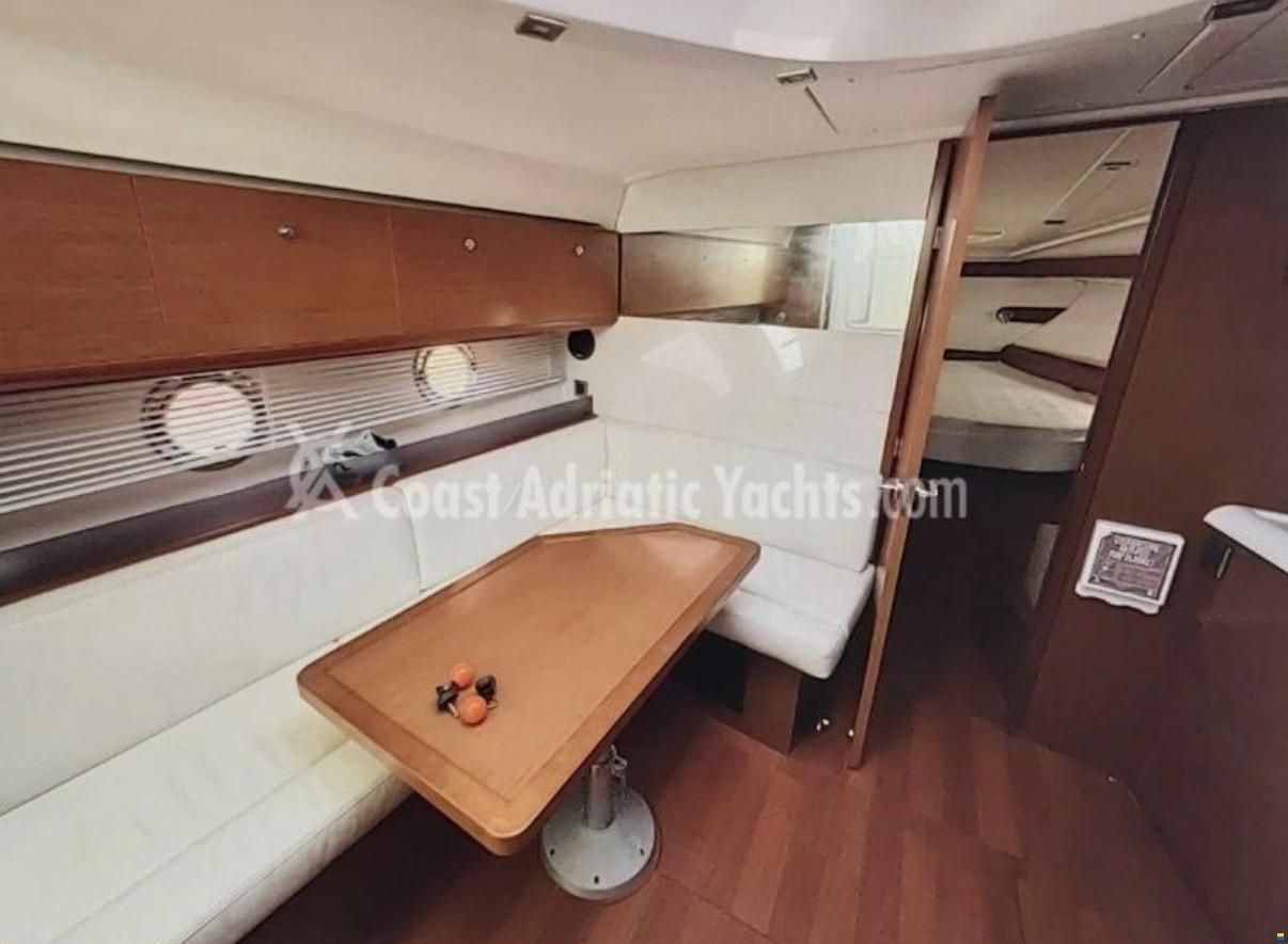 Beneteau 38 HP