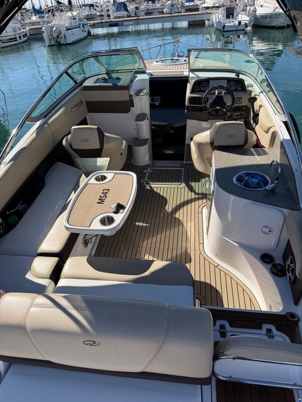 Regal 2550