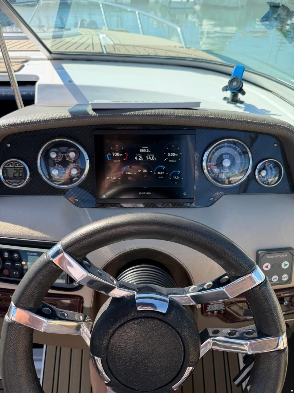 Regal 2550