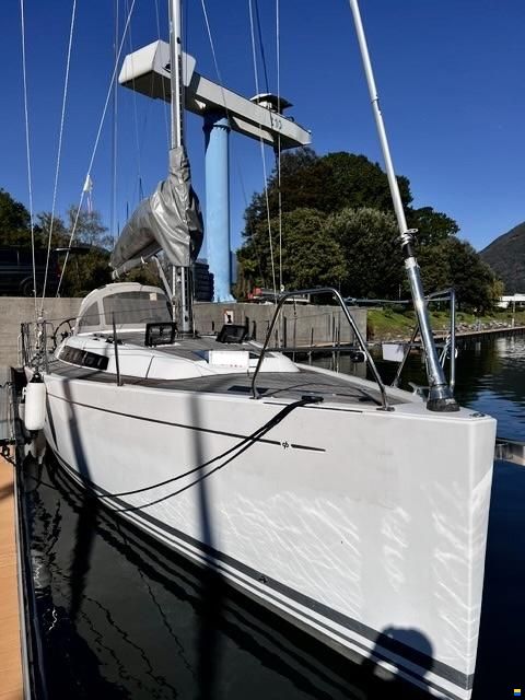 Grand Soleil 39