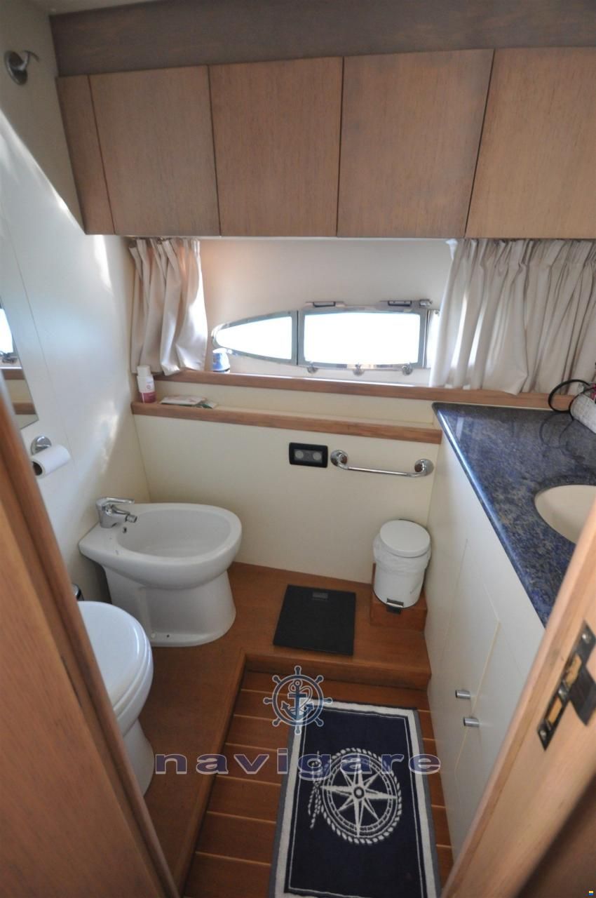 Cayman Yachts 58 WA