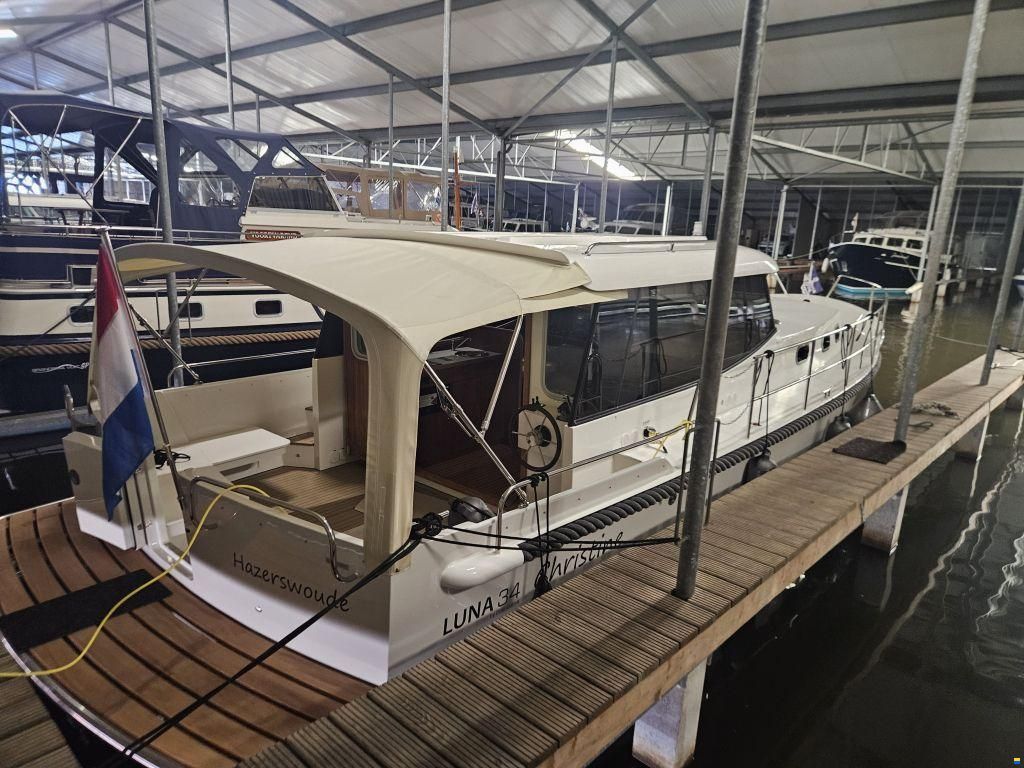 Brandsma Luna 34