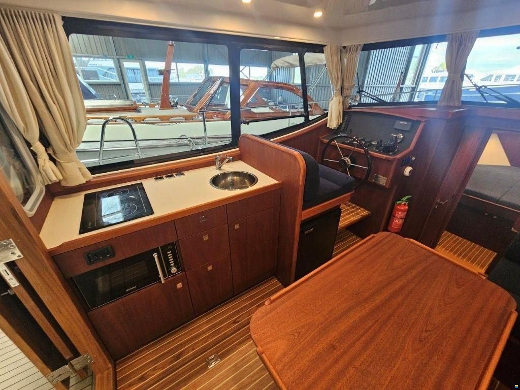 Brandsma Luna 34