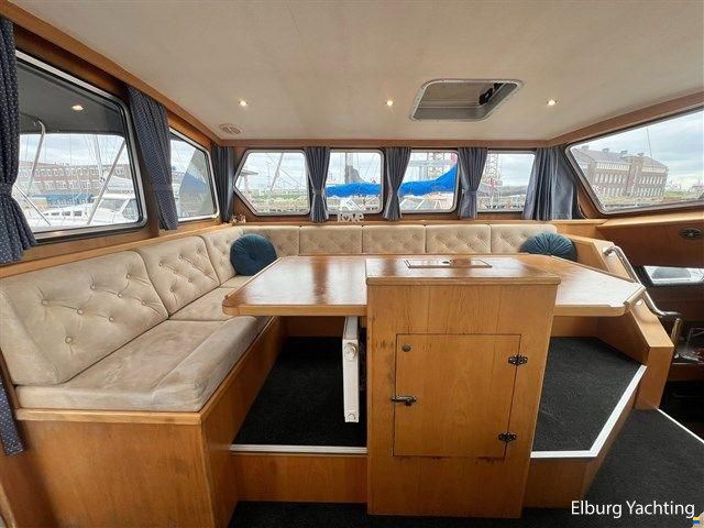 VDL Pilot 50 - Open Kuip