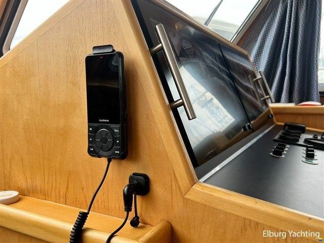 VDL Pilot 50 - Open Kuip