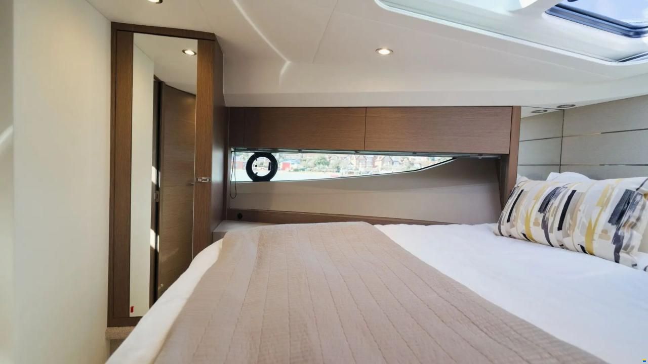 Princess V40