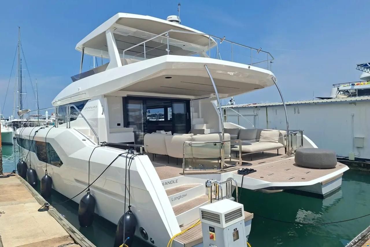 Leopard 53 Powercat