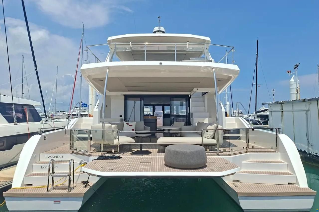 Leopard 53 Powercat