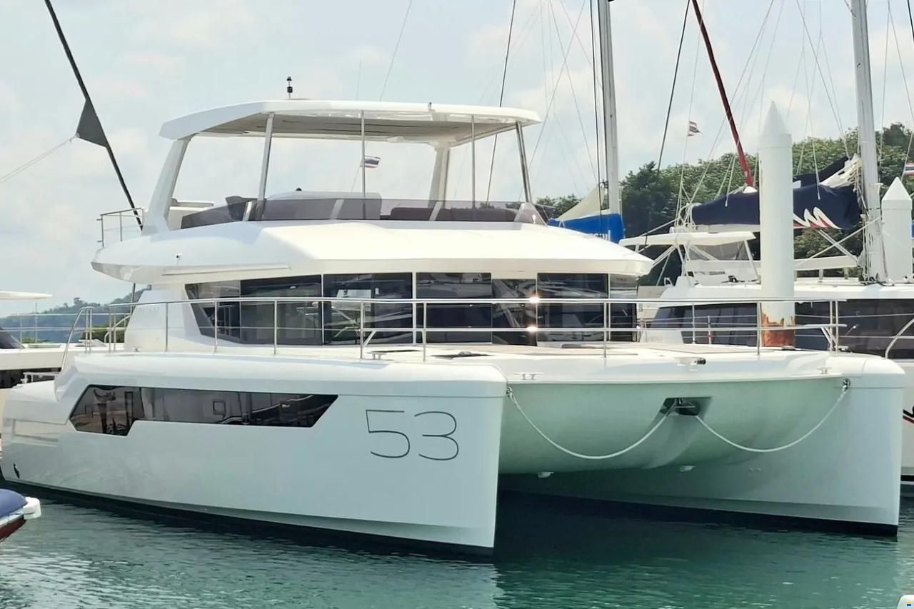 Leopard 53 Powercat