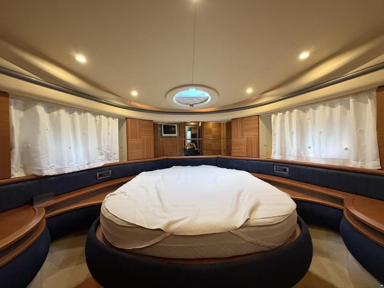 Azimut 50
