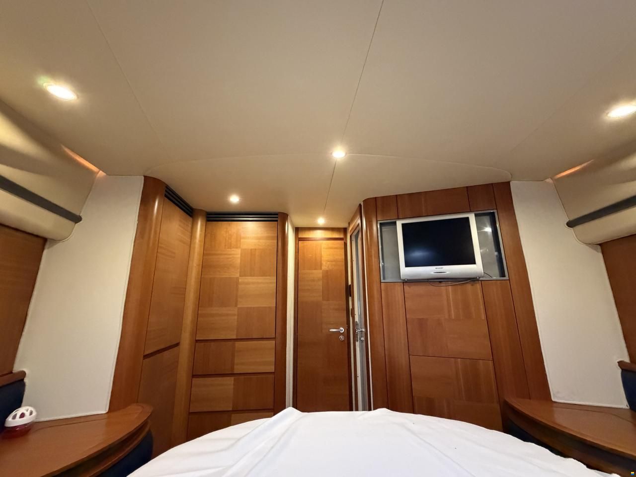 Azimut 50