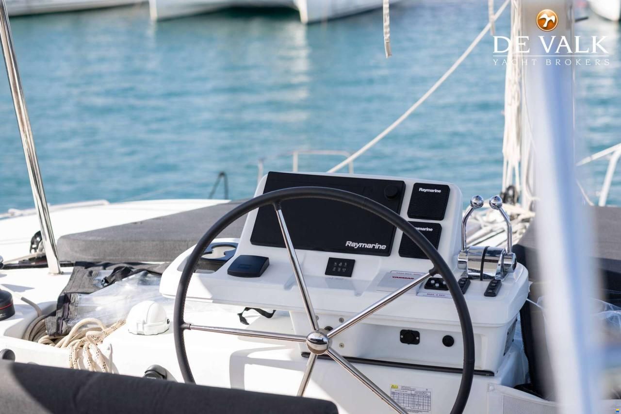 Lagoon 51