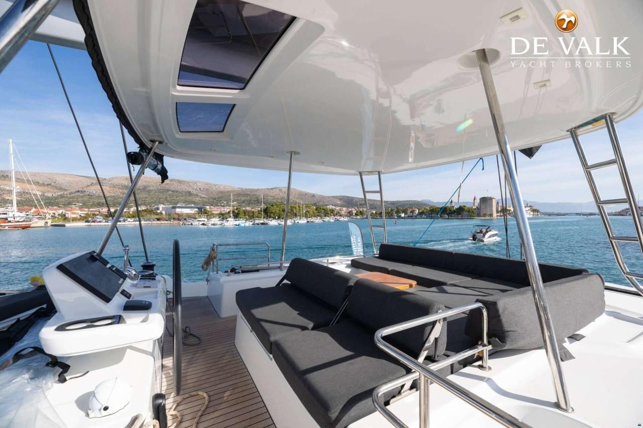 Lagoon 51