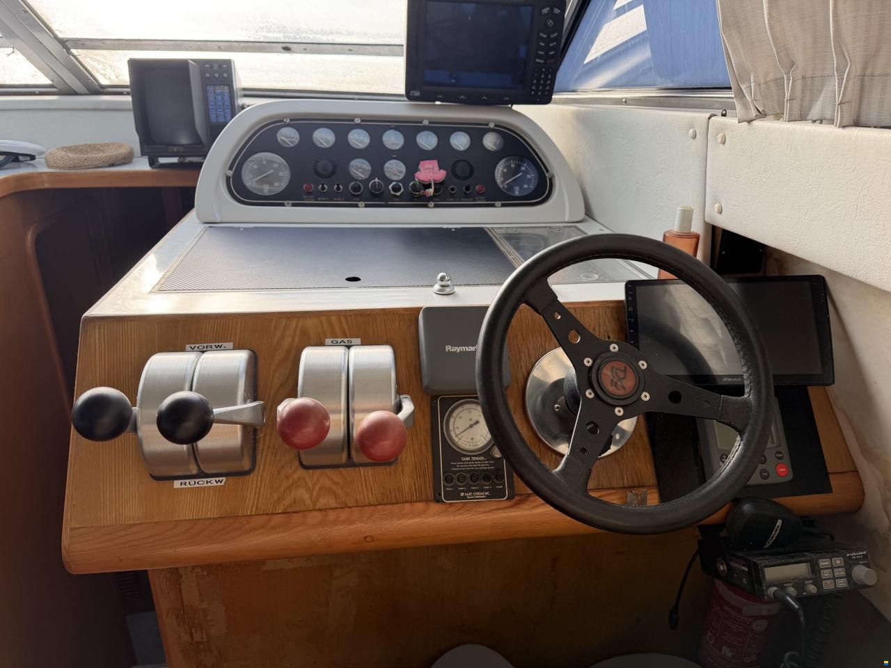 Colvic 52