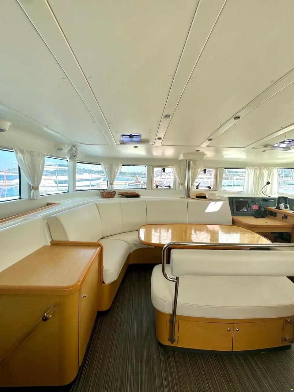 Lagoon 440