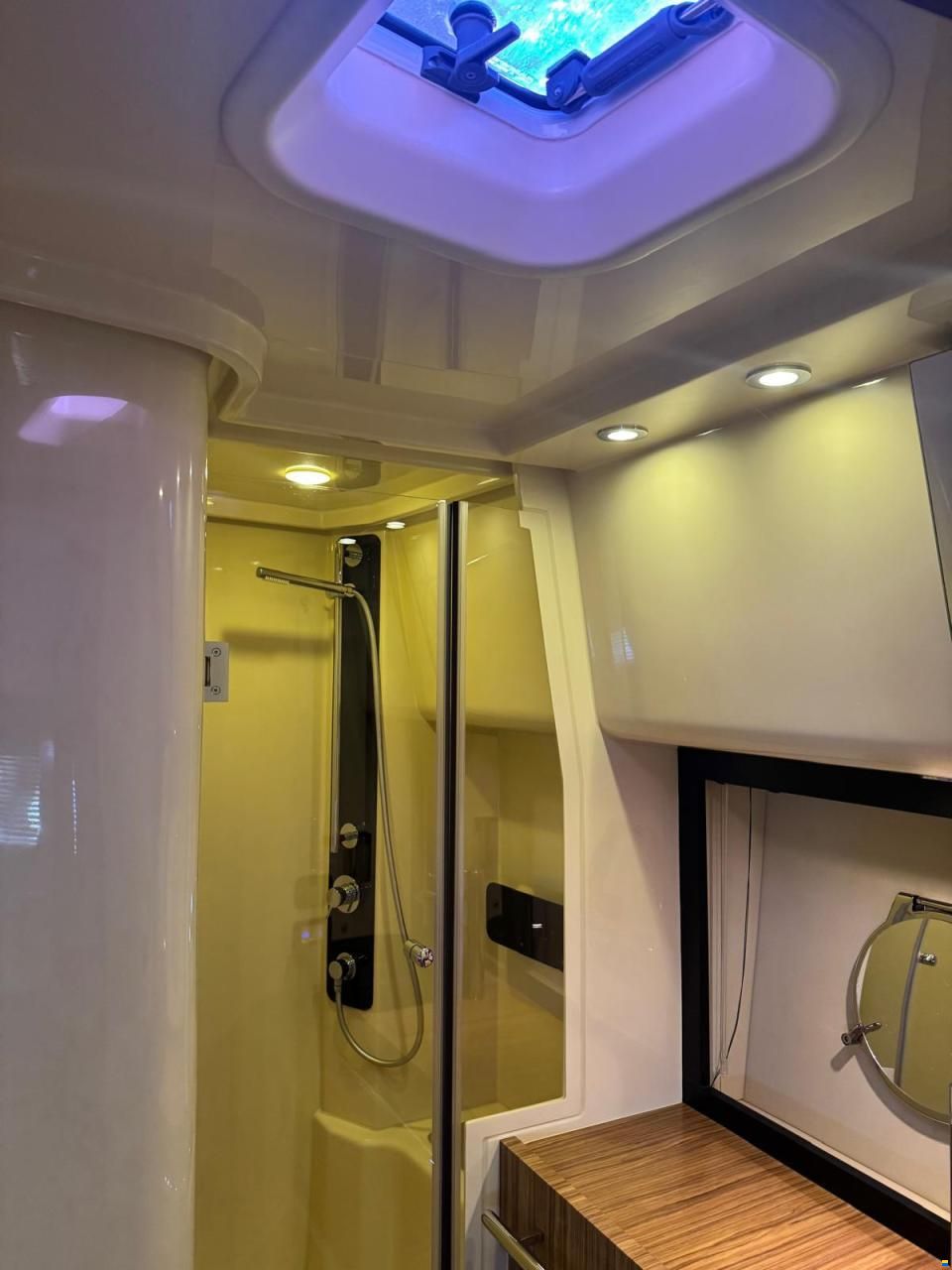Azimut Magellano 43