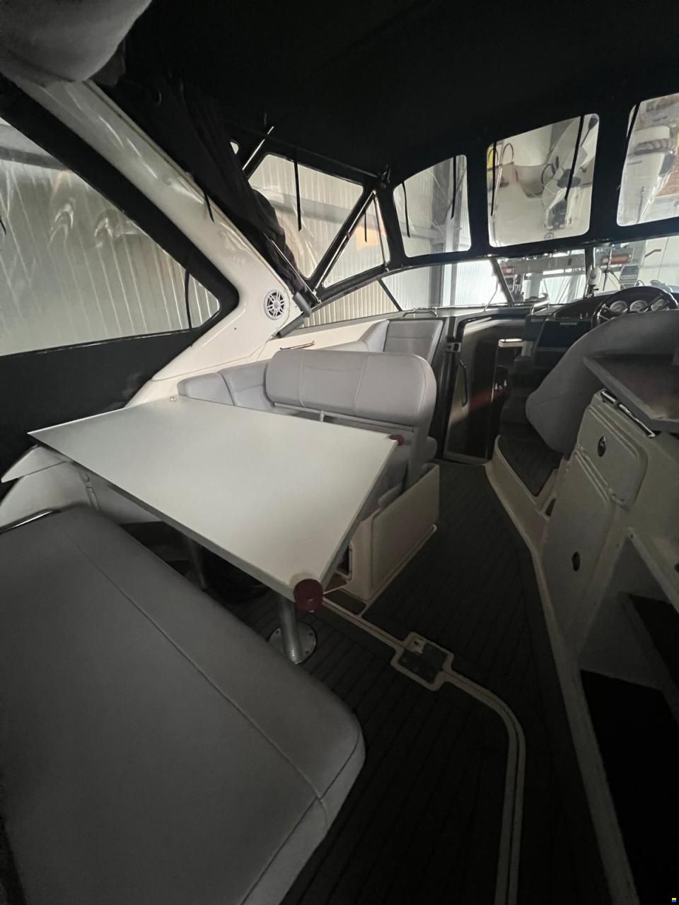 Regal 2860 Window Express