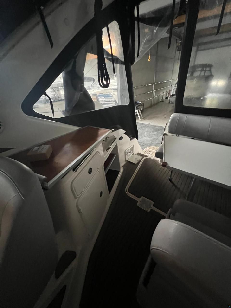 Regal 2860 Window Express