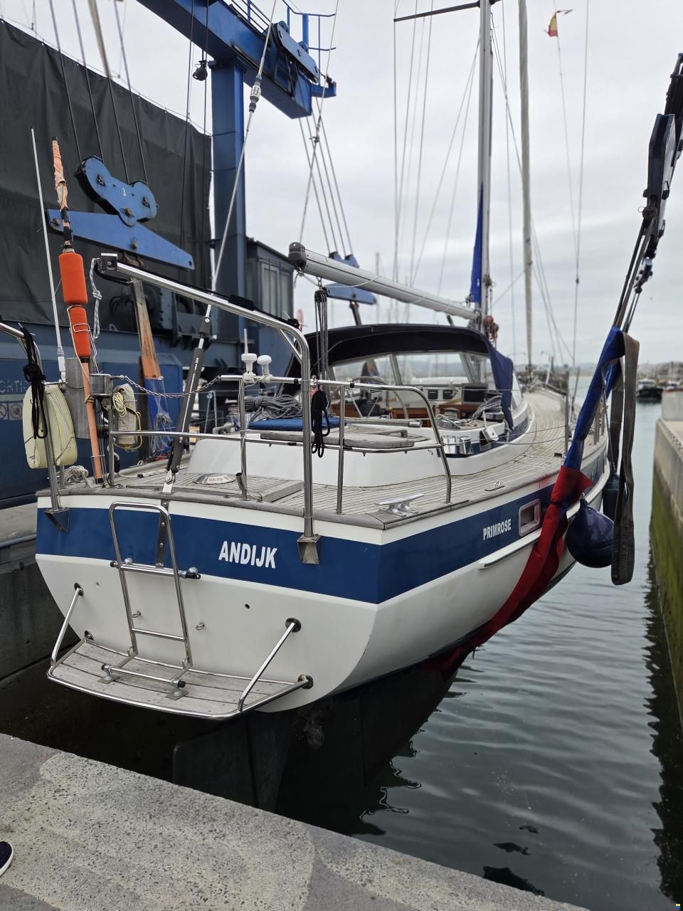 Hallberg-Rassy 382