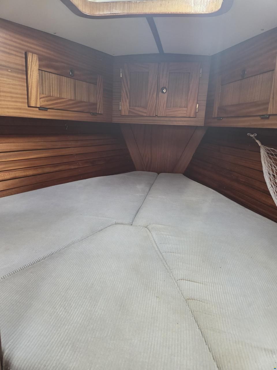 Hallberg-Rassy 382