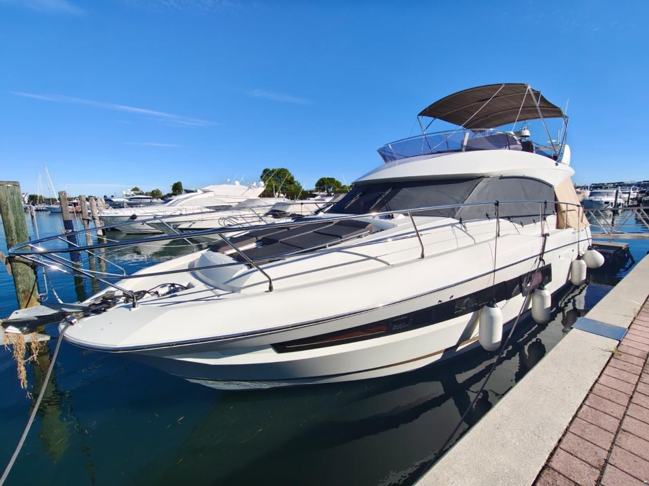 Prestige 460