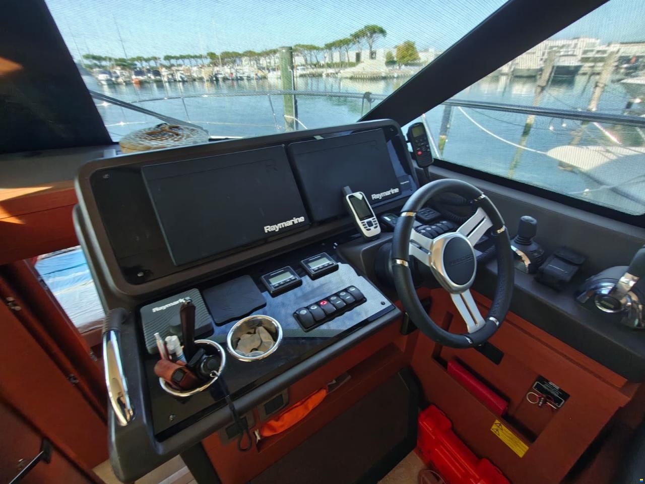 Prestige 460
