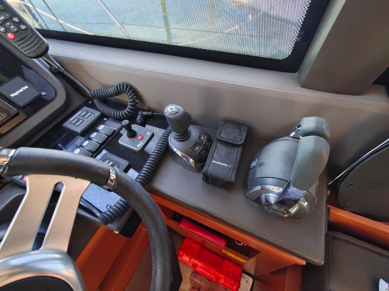 Prestige 460