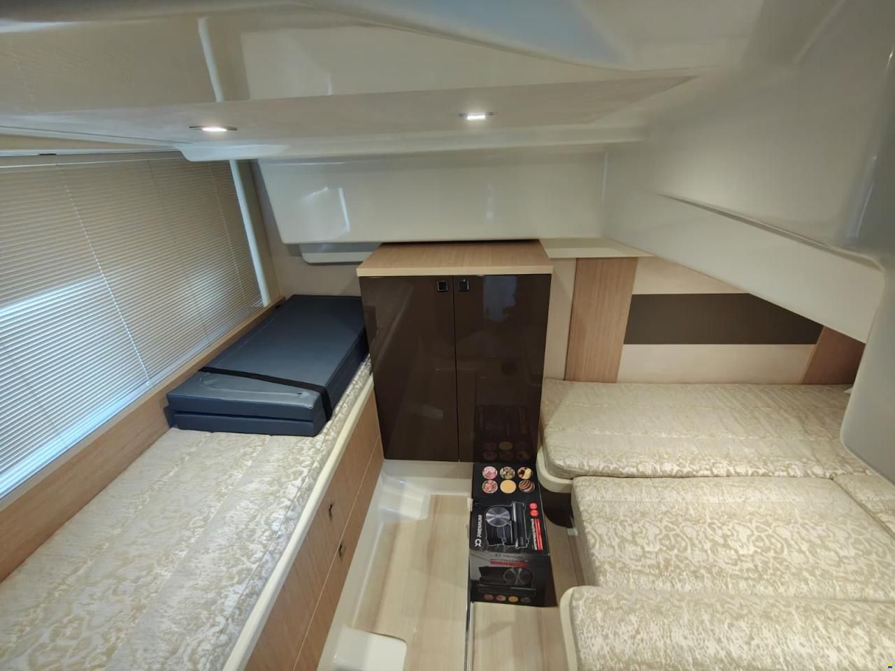 Cranchi M 44 HT