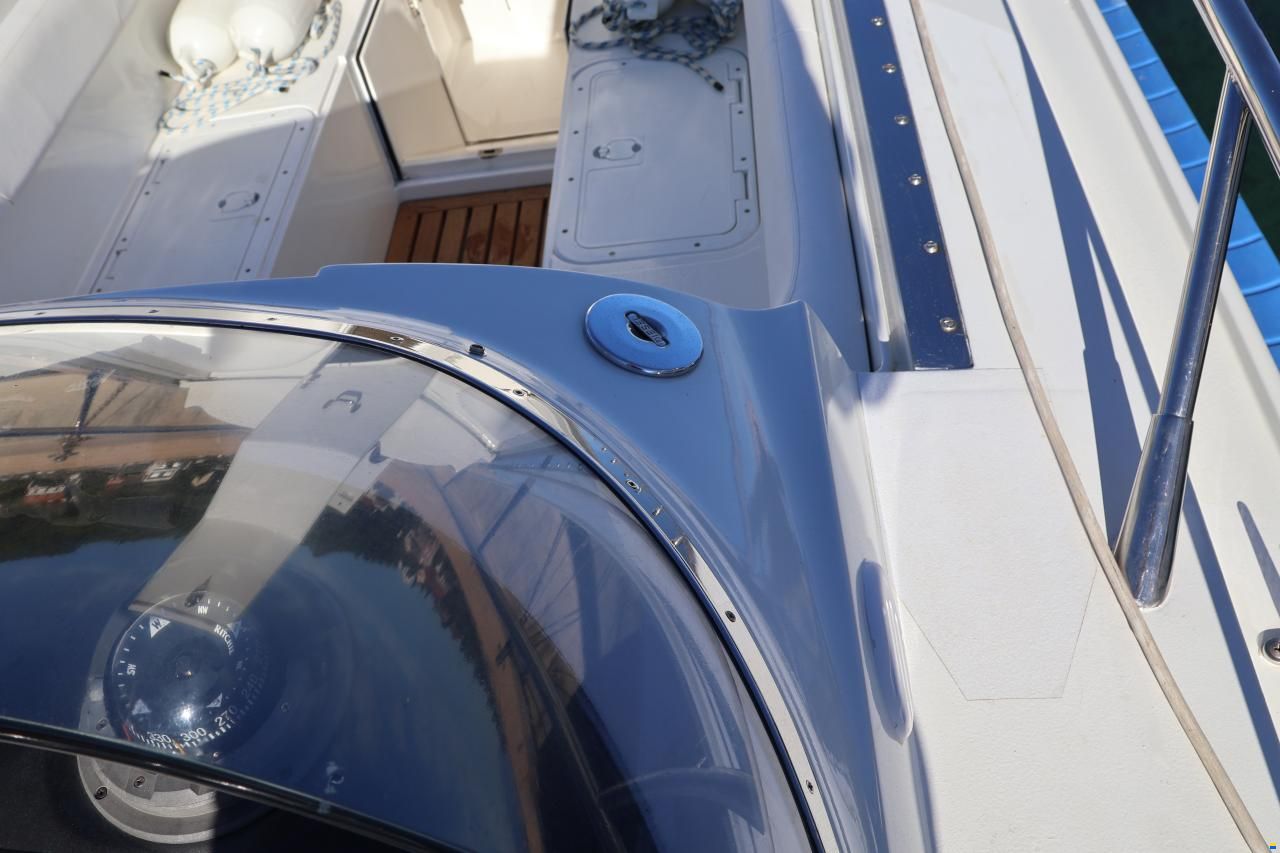 Sunseeker XS 2000