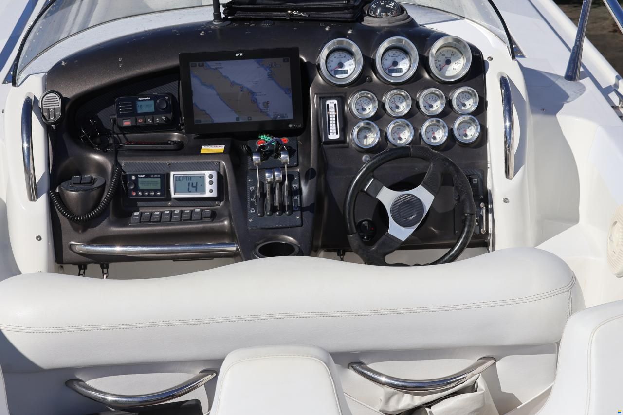 Sunseeker XS 2000